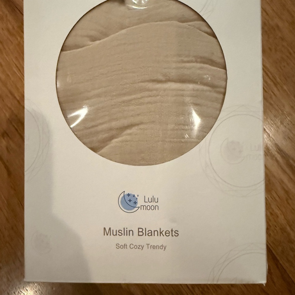 Brand new,  Soft Muslin Blanket Set, Cream and Tan, pack of 3